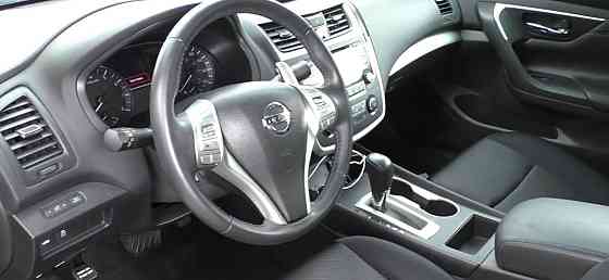 Нисан алтима в отличном состоянии газ метан пишите на обмен. Тирасполь