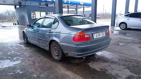 БМВ 3 на полном ходу все исправно пишите Тирасполь