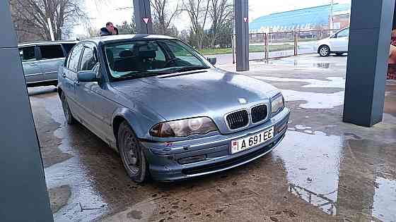 БМВ 3 на полном ходу все исправно пишите Тирасполь