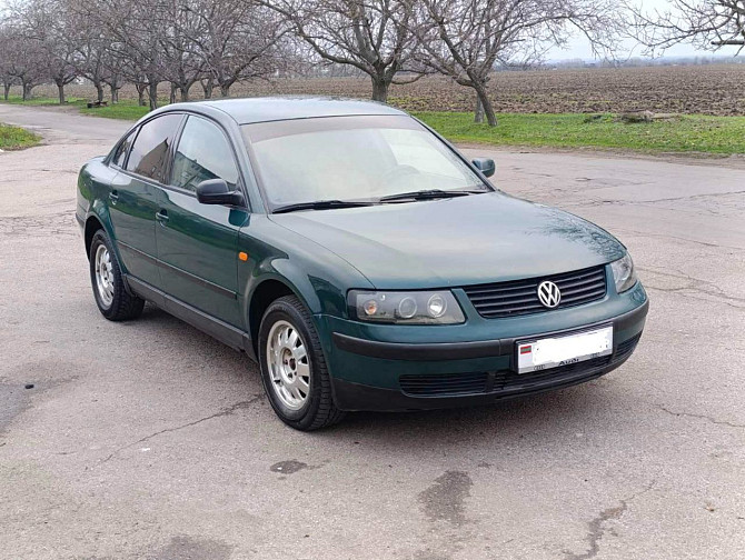 Пасат в хорошем состоянии можно и на обмен пишите. Тирасполь - изображение 2