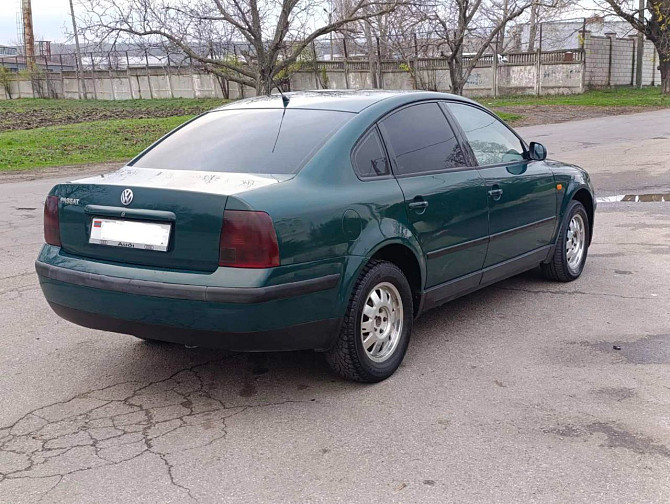 Пасат в хорошем состоянии можно и на обмен пишите. Тирасполь - изображение 4