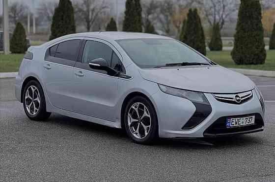 Классный автомобиль плагин гибрид на обмен. Тирасполь Тирасполь