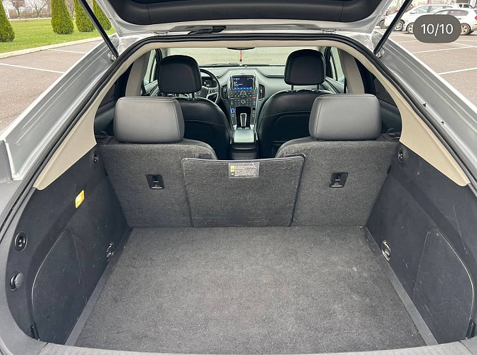 Классный автомобиль плагин гибрид на обмен. Тирасполь Тирасполь - изображение 6