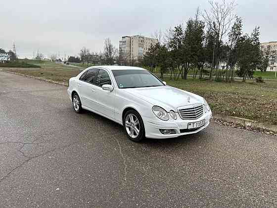 Комфортный мерседес 211 на автомате газ метан пишите Тирасполь