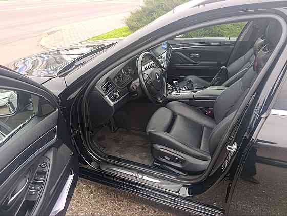 БМВ 530 на автомате максималка полностью обслужена пишите на обмен. Тирасполь