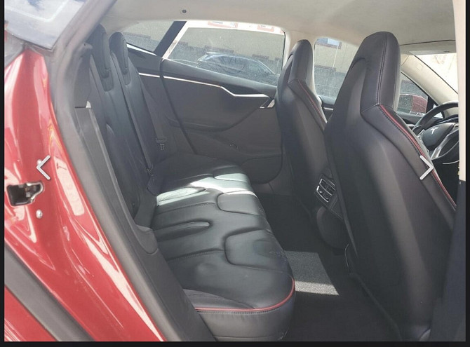 Шикарная тесла в отличном состоянии растаможена можно на обмен. Tiraspol - fotografie 3