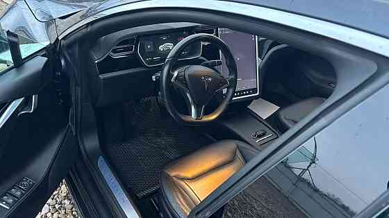 Шикарная тесла на максималке в идеале или на обмен пишите Tiraspol