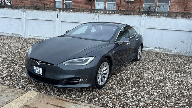 Шикарная тесла на максималке в идеале или на обмен пишите Tiraspol - fotografie 1