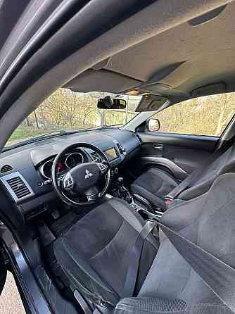 Митсубиси оутлендер полный привод растаможен пишите Tiraspol