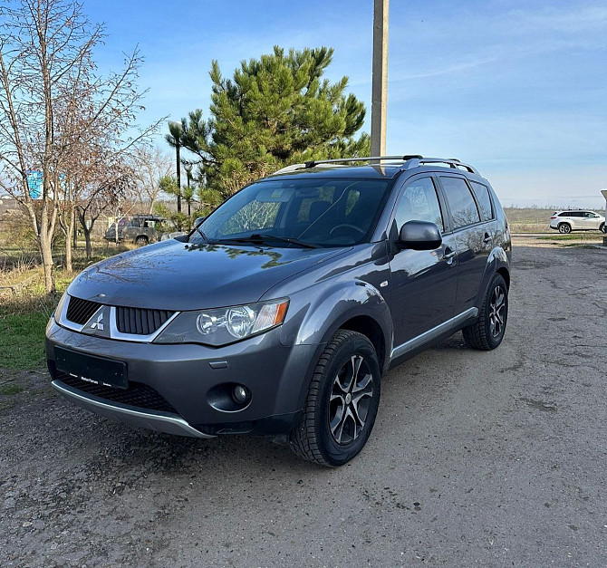 Митсубиси оутлендер полный привод растаможен пишите Tiraspol - fotografie 1