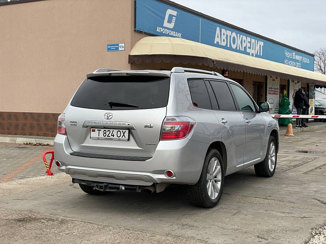 Надежный паркетник полный привод максималка.7 мест. пишите Тирасполь - изображение 2