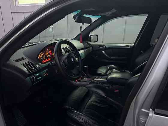 Шикарный бмв х5 в максималке полный привод пишите Тирасполь