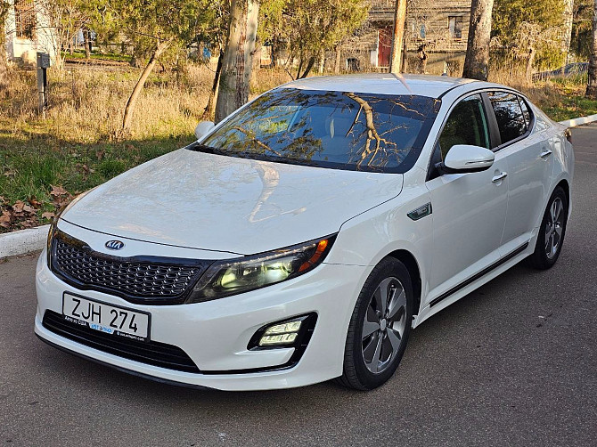 Киа оптима в отличном состоянии гибрид нейтральные номера пишите Тирасполь - изображение 1