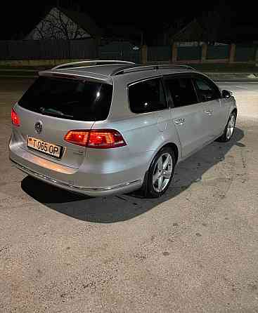 Отличный пасат газ метан заводской пишите Tiraspol