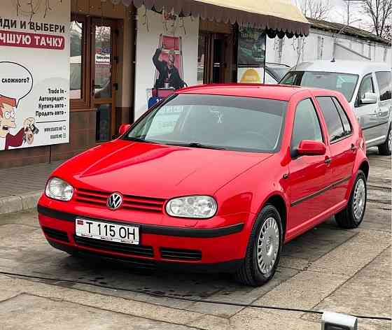 Гольфик отличном состоянии ухоженный обслуженный пишите Тирасполь