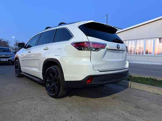 Надежный кроссовер растаможен 7 мест можно на обмен. Тирасполь