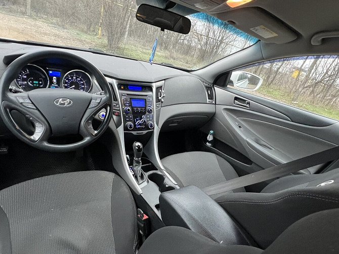 Соната гибрид отличная комплектация на обмен пишите Тирасполь - изображение 4