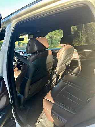 Максималка шикарный бмв 5 пишите можно на обмен. Тирасполь