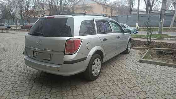 Опель астра очень надежная и экономная пишите Тирасполь