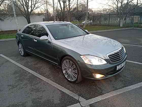Шикарный мерседес нейтральные номера на обмен пишите Тирасполь