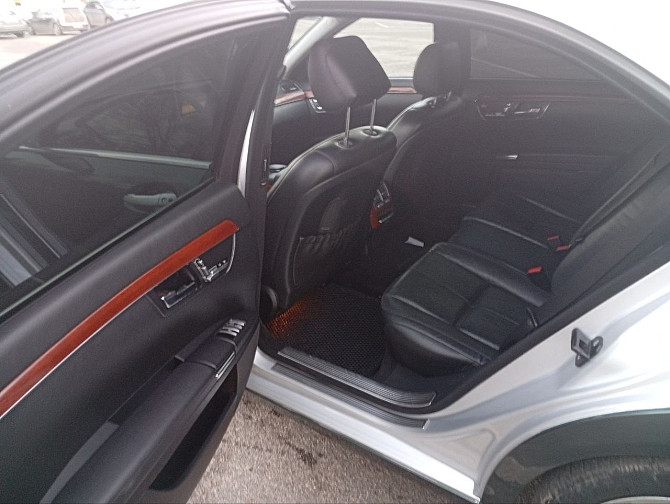 Шикарный мерседес нейтральные номера на обмен пишите Тирасполь - изображение 5