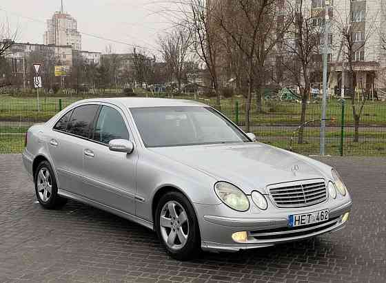 Мерседес 211 только приехал на обмен пишите Тирасполь