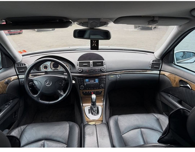 Мерседес 211 только приехал на обмен пишите Тирасполь - изображение 2