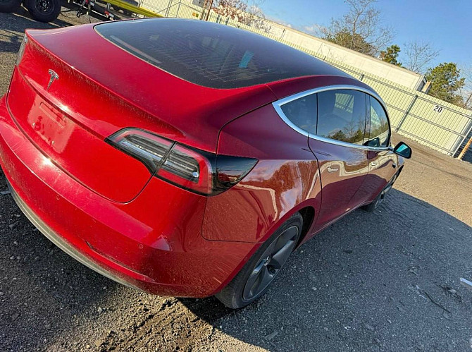 Классная тесле недорого или на обмен машина растаможена Тирасполь - изображение 2