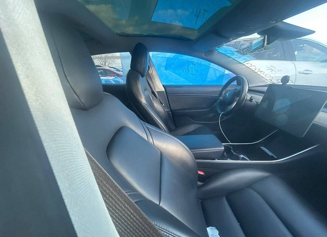 Классная тесле недорого или на обмен машина растаможена Тирасполь - изображение 6