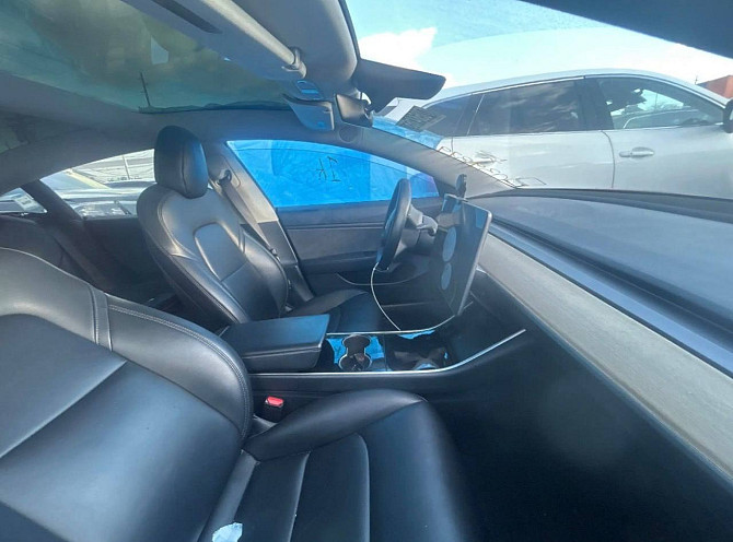 Классная тесле недорого или на обмен машина растаможена Тирасполь - изображение 3