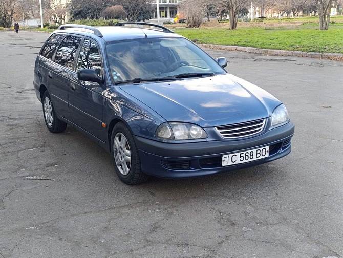 Тайота авенсис на уверенном ходу машина обслужена пишите Тирасполь - изображение 2