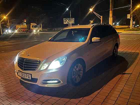 Свежепригнан отличный мерседес на максималке или на обмен пишите Тирасполь