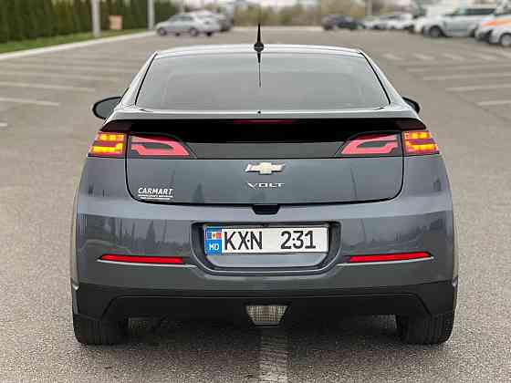 Очень экономичная машина ухоженная можно на обмен пишите Тирасполь