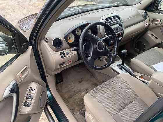 Тайота раф 4 в отличном состоянии Бендеры на обмен пишите Tiraspol