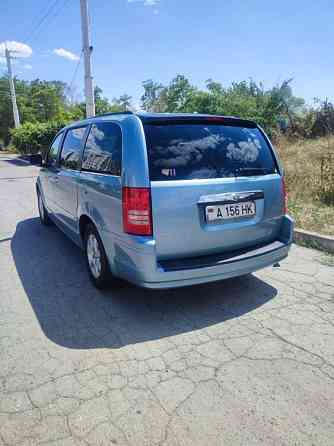 Крайслер вояджер 7 мест газ метан автомате пишите на обмен Тирасполь