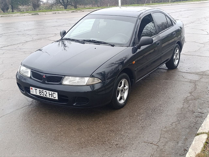 Митсубиси каризма в хорошем состоянии на автомате пишите на обмен Тирасполь - изображение 1