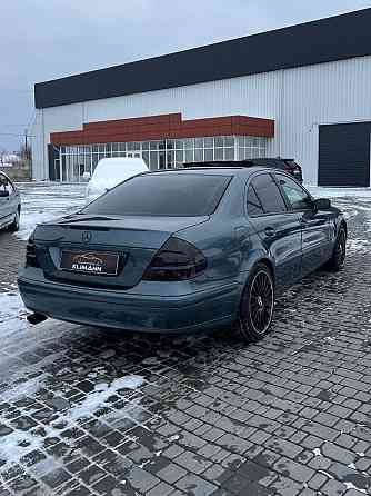 Шикарный мерседес 211 в идеальном состоянии для ценителей или на обмен пишите Тирасполь