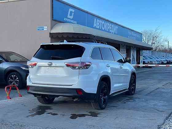 Срочно тайота хайлендер растаможен пишите Tiraspol