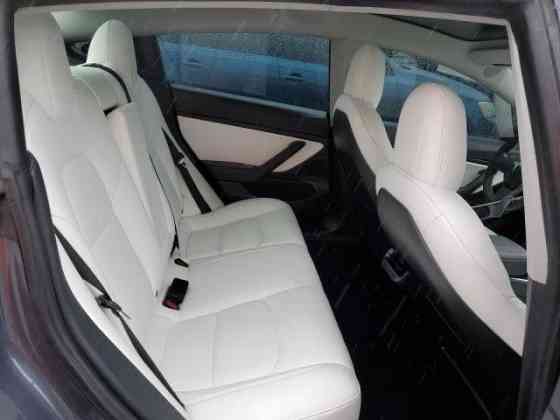 Тесла модел 3 максималка 77751188 на обмен пишите ватсап телеграм Тирасполь