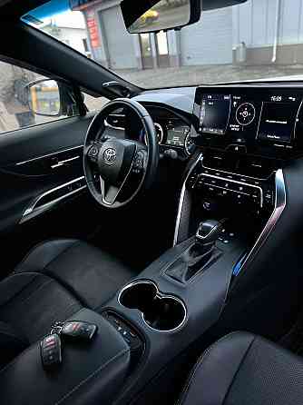 Тайота венза свежепригнана можно на обмен 77751188 пишите ватсап телеграм Tiraspol