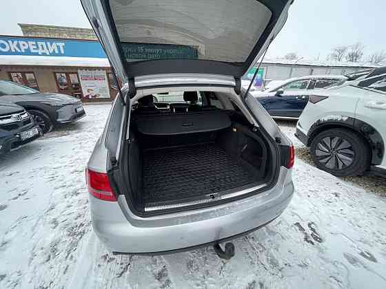 Ауди а4 на автомате полностью обслужена на обмен пишите 77751188 ватсап телеграм Тирасполь