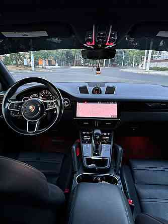 Шикарный порш каен на обмен пишите 77751188 ватсап телеграм Tiraspol