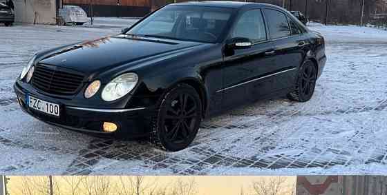 Мерседес 211 отличная комплектация на обмен пишите 77751188 ватсап телеграм Tiraspol