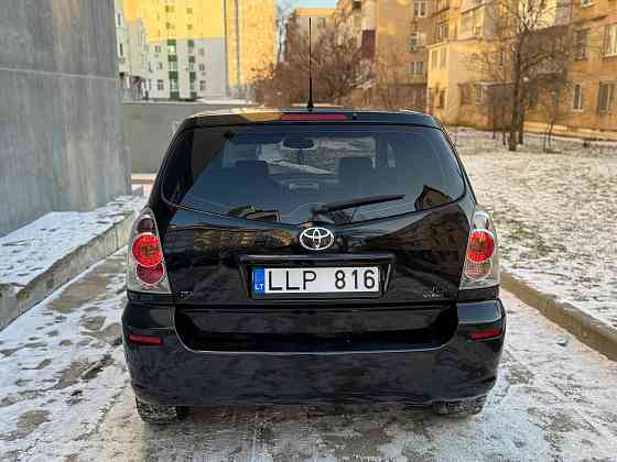 Надежный минивен 7 мест на обмен пишите 77751188 ватсап телеграм Тирасполь