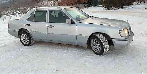 Мерседес 124 в отличном состоянии пишите 77751188 ватсап телеграм Тирасполь