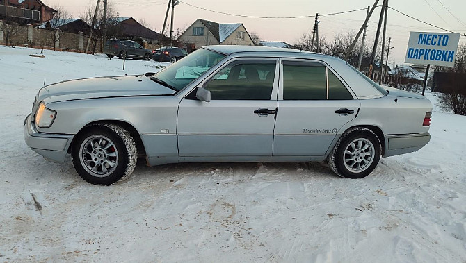 Мерседес 124 в отличном состоянии пишите 77751188 ватсап телеграм Тирасполь - изображение 2