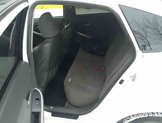 Приус гибрид метан полностью обслужен на обмен пишите 77751188 Тирасполь