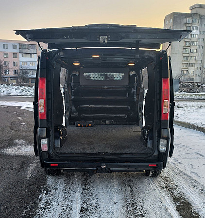 Опель виваро отличный бусик на обмен пишите 77751188 ватсап телеграм Тирасполь - изображение 6