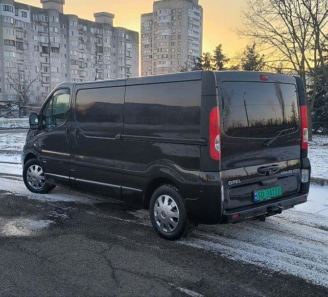 Опель виваро отличный бусик на обмен пишите 77751188 ватсап телеграм Тирасполь - изображение 7
