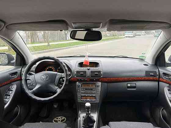 Тайота авенсис хорошая комплектация можно на обмен 77751188 пишите Тирасполь